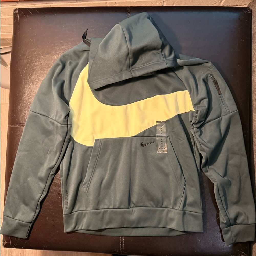 NWT Nike Dark Green Therma-Fit Hoodie Size Medium